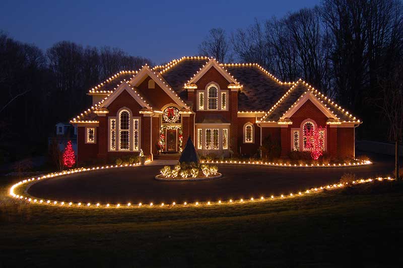 landscape lights 01 Landscape and pathway holiday lights